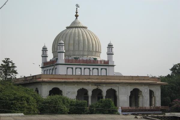 Mujadid-e-Alf-e-Thani, Sheikh Ahmad Sirhindi (RTA) 